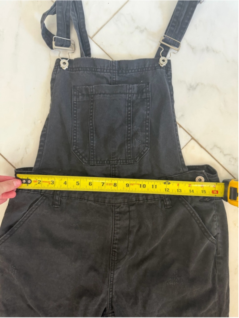 Risen Jean Los Angeles Washed Black Distressed Ankle Crop Overalls Womens Medium - Picture 7 of 15